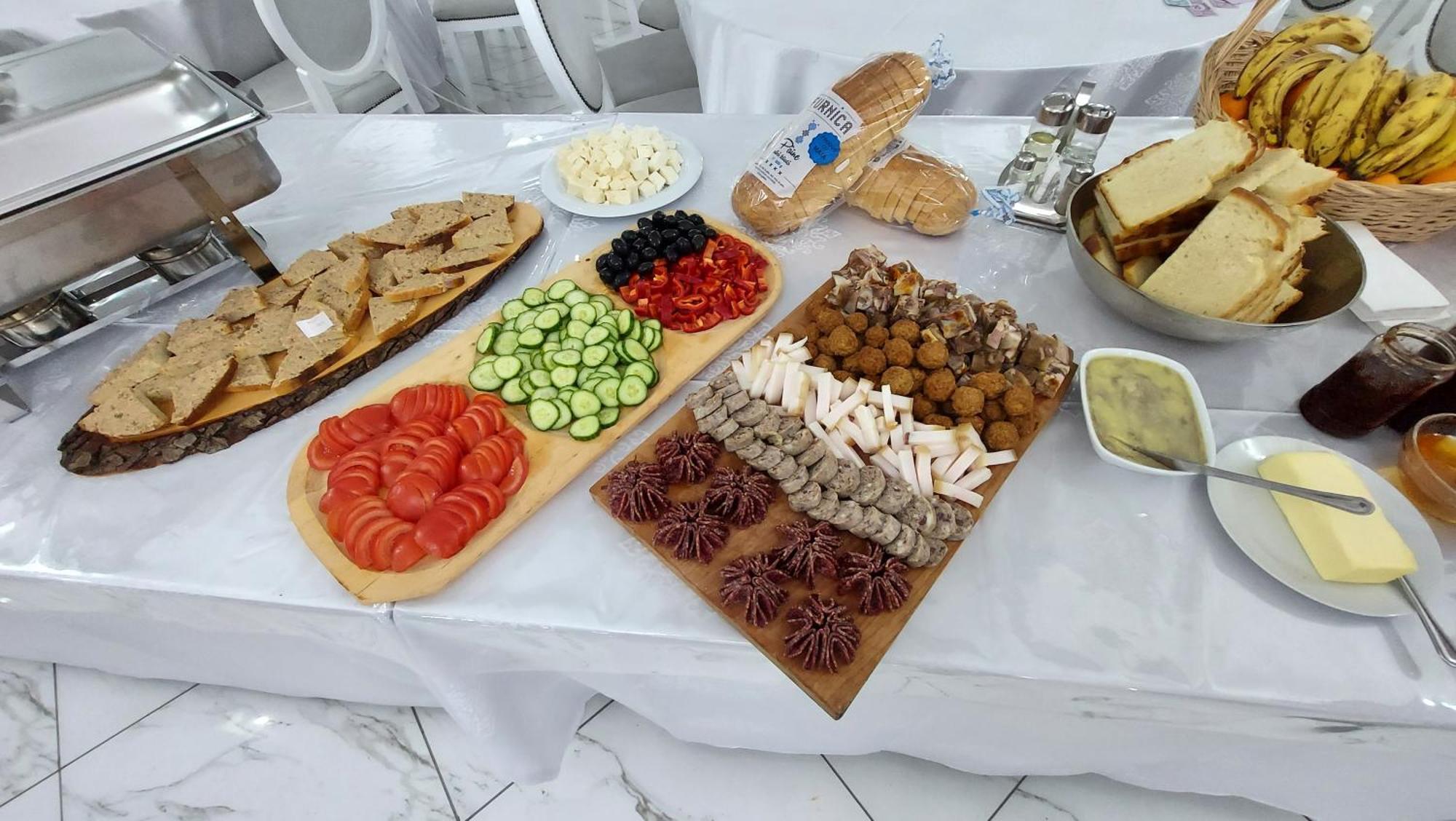 Bogdan Vodă Evenimente Edelweiss酒店 外观 照片