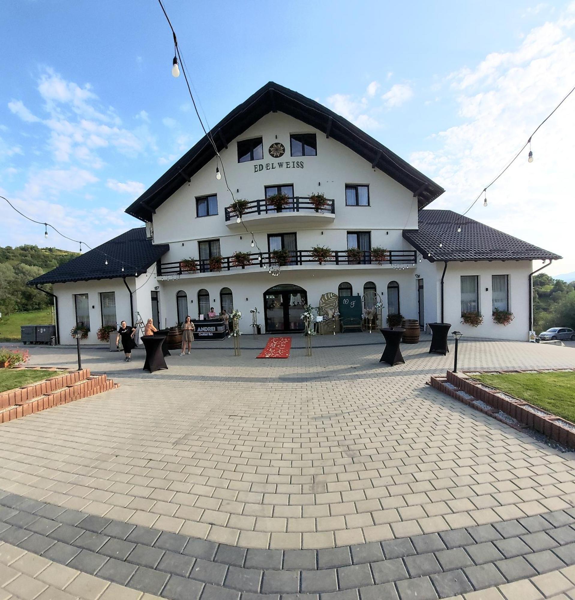 Bogdan Vodă Evenimente Edelweiss酒店 外观 照片